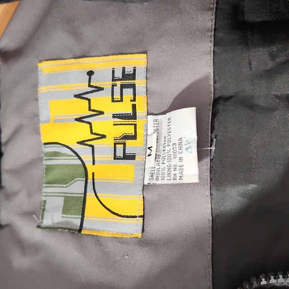 Men's Pulse Jacket - Picture 2 of 3